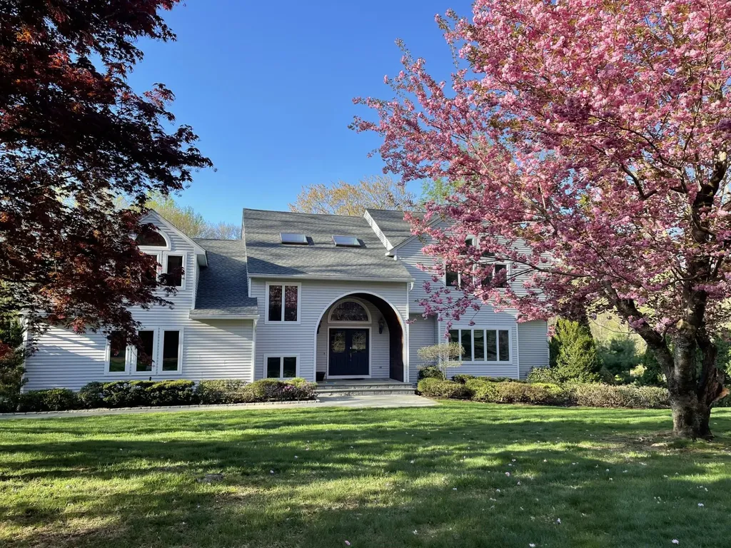 47 Londonderry Lane Somers NY 10589
