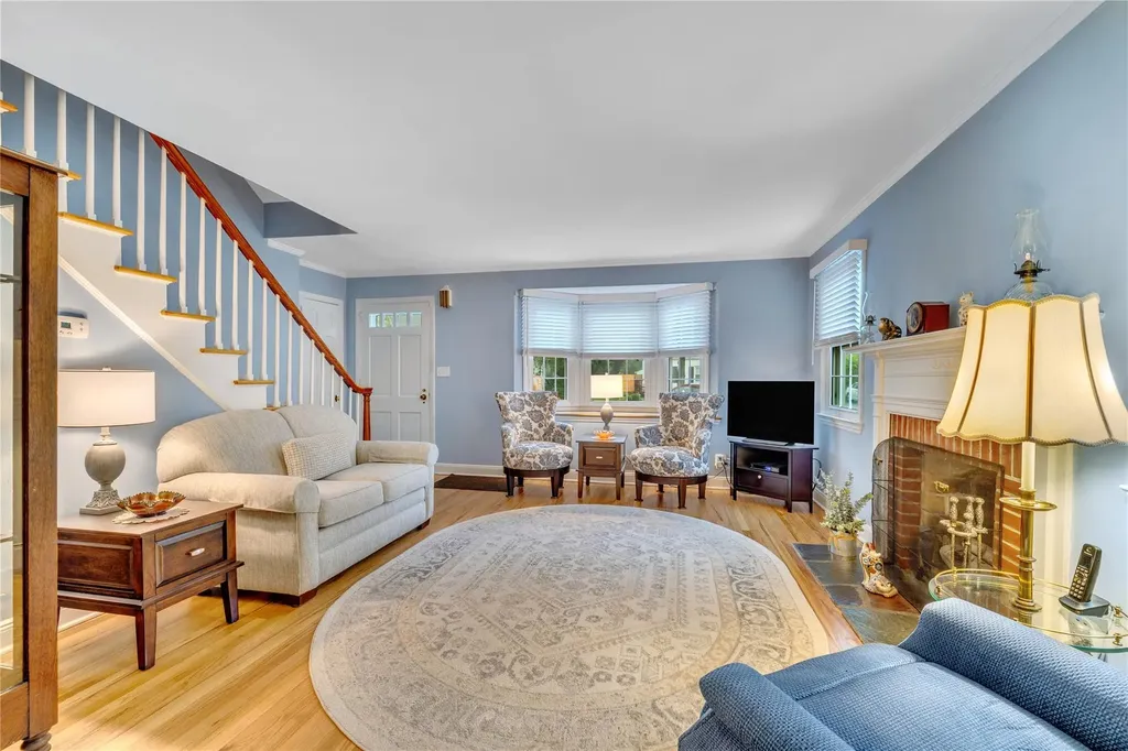 106 Holly Drive New Windsor NY 12553