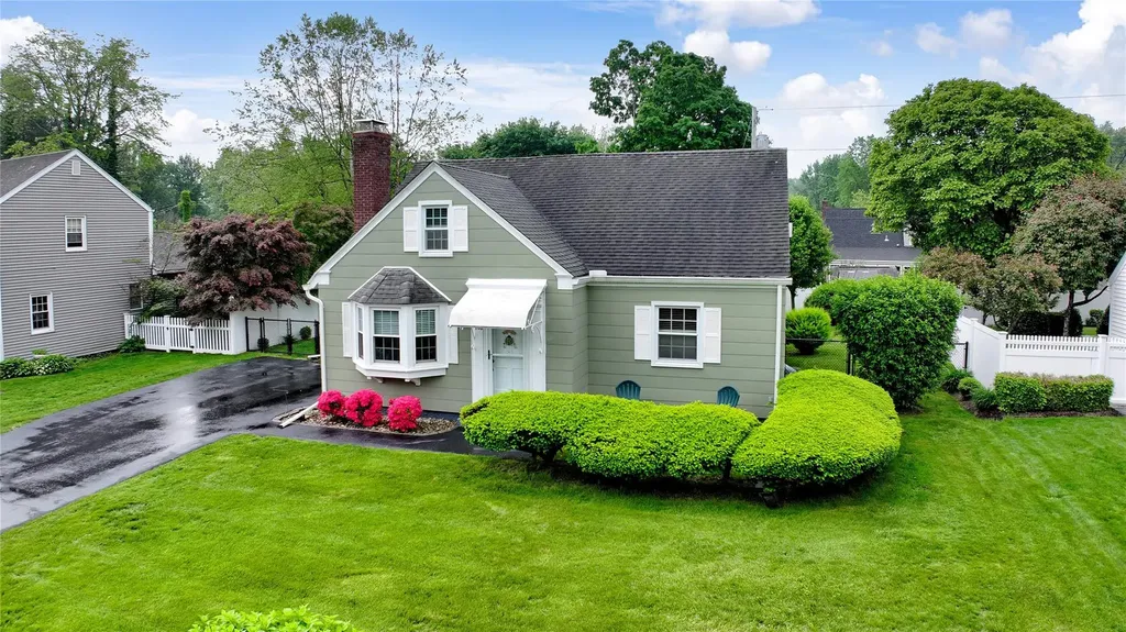 106 Holly Drive New Windsor NY 12553