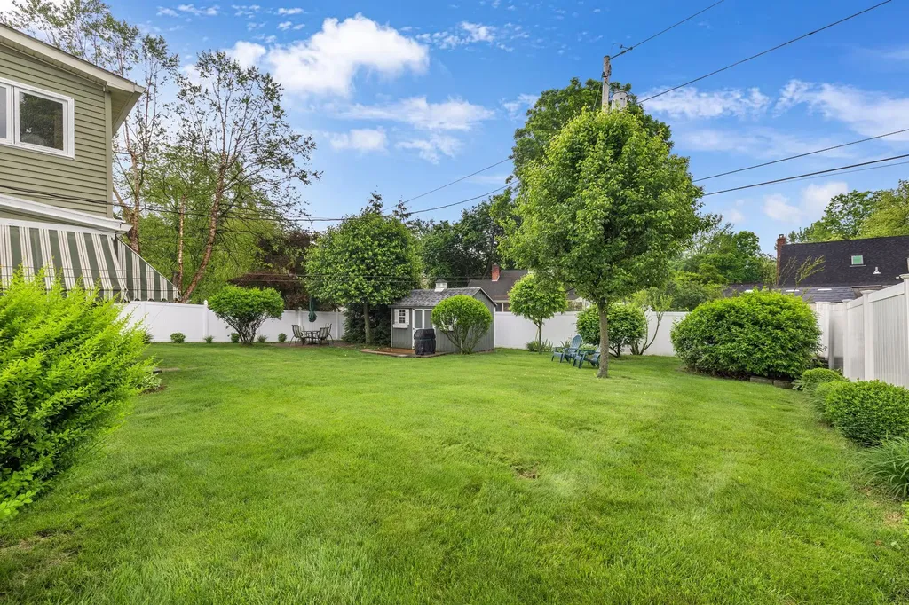 106 Holly Drive New Windsor NY 12553