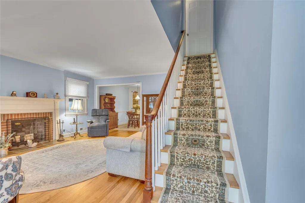 106 Holly Drive New Windsor NY 12553