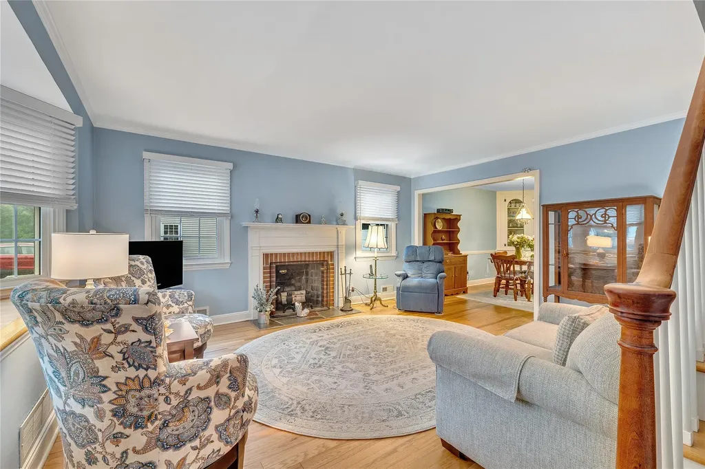 106 Holly Drive New Windsor NY 12553
