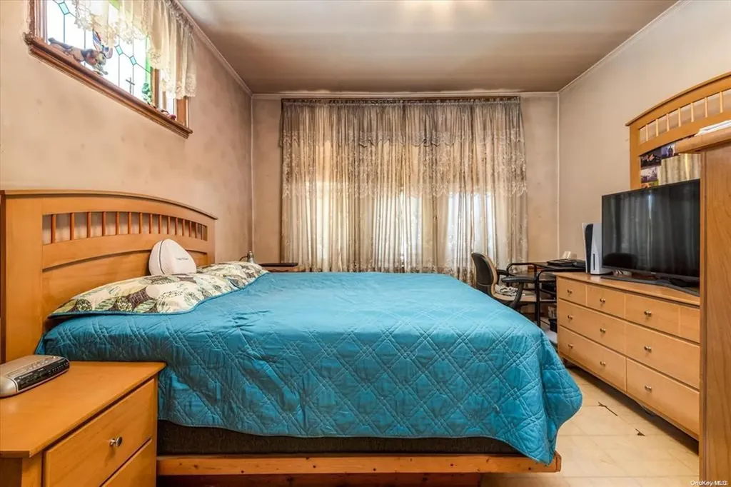 1772 68th Street Brooklyn NY 11204