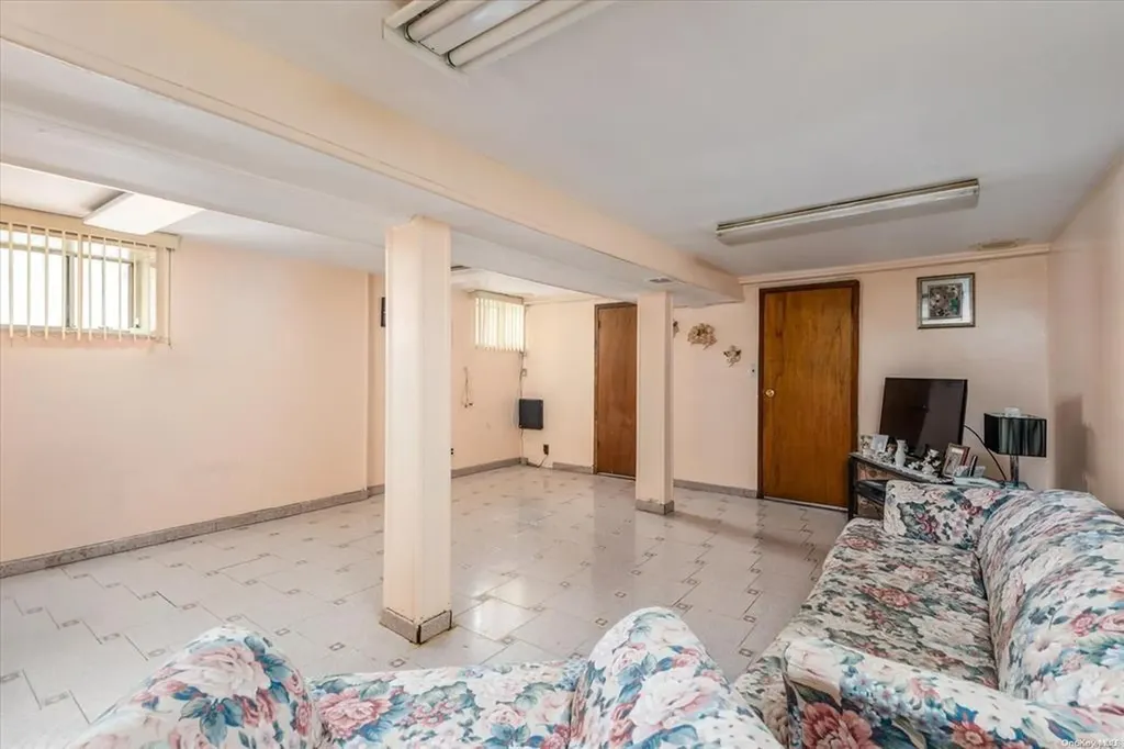 1772 68th Street Brooklyn NY 11204