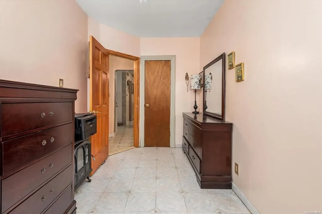 1772 68th Street Brooklyn NY 11204