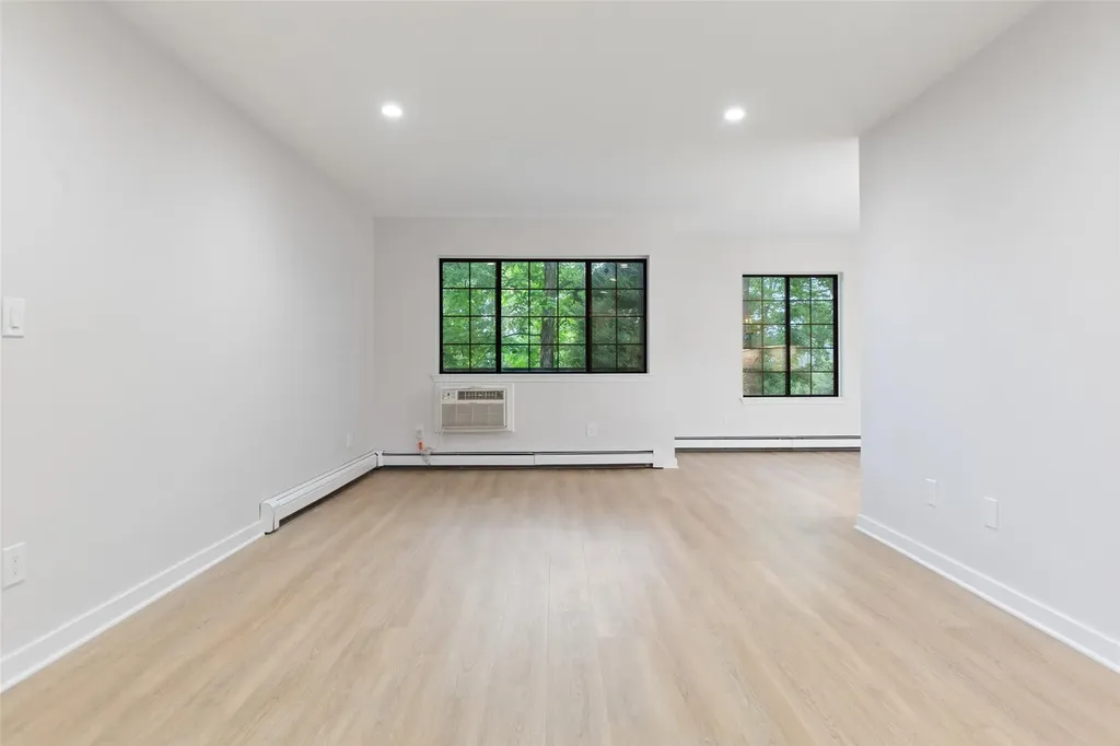 89 Foxwood Circle Mount Kisco NY 10549