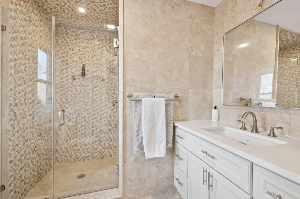 575 Hampton Road Southampton NY 11968