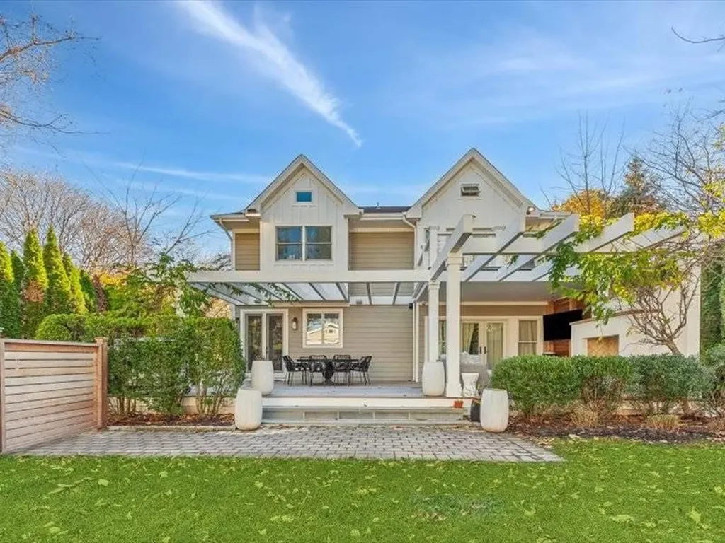 575 Hampton Road Southampton NY 11968