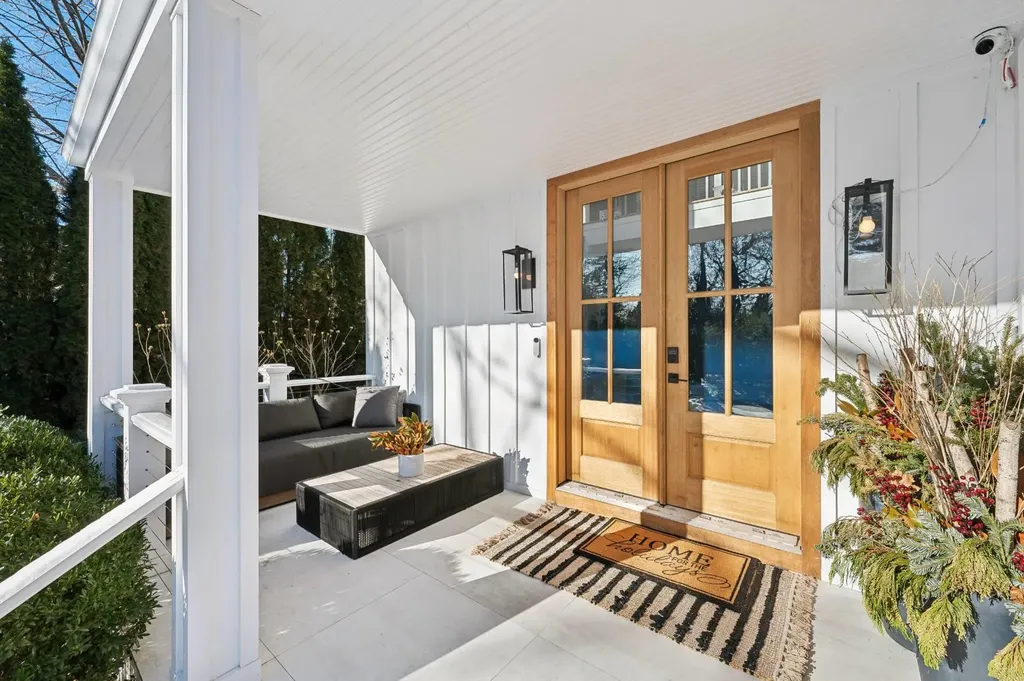 575 Hampton Road Southampton NY 11968