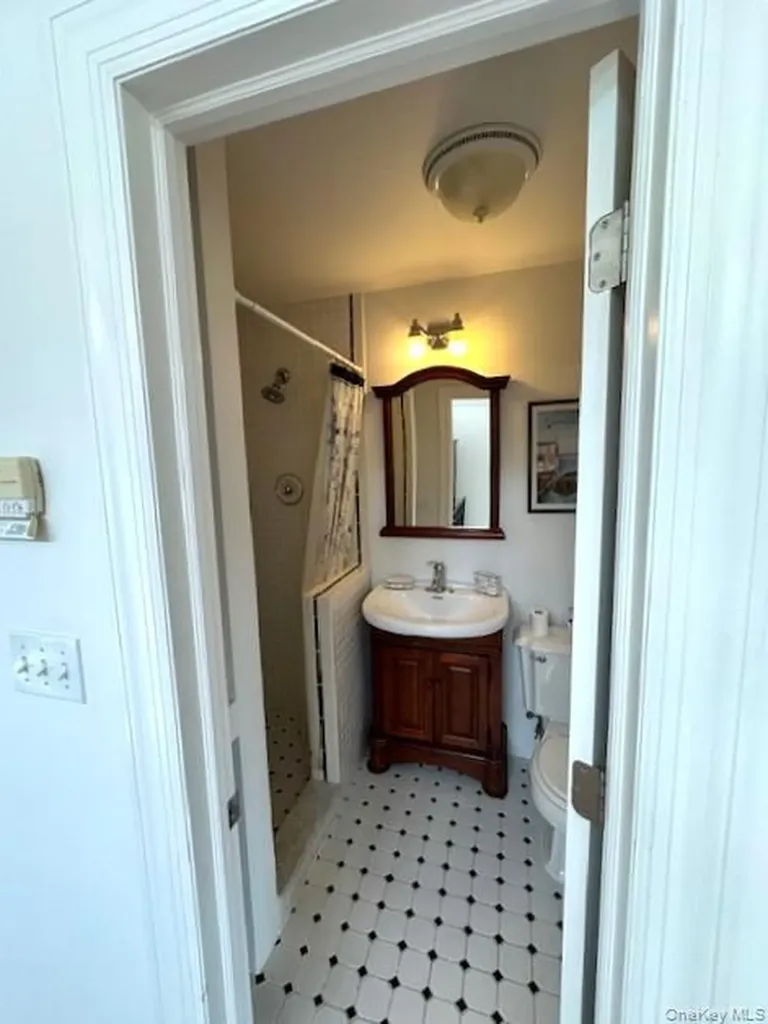 61 Baycrest Avenue Westhampton NY 11977