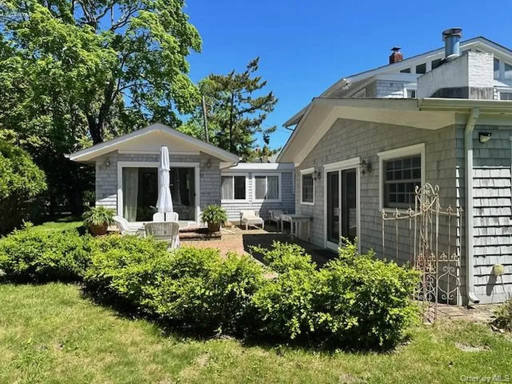 61 Baycrest Avenue Westhampton NY 11977
