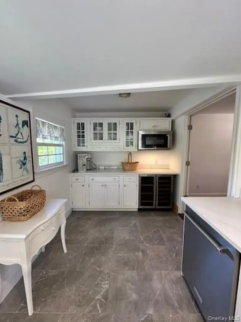 61 Baycrest Avenue Westhampton NY 11977