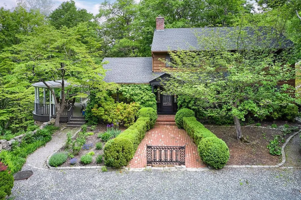 24 Cliff Road Tuxedo Park NY 10987
