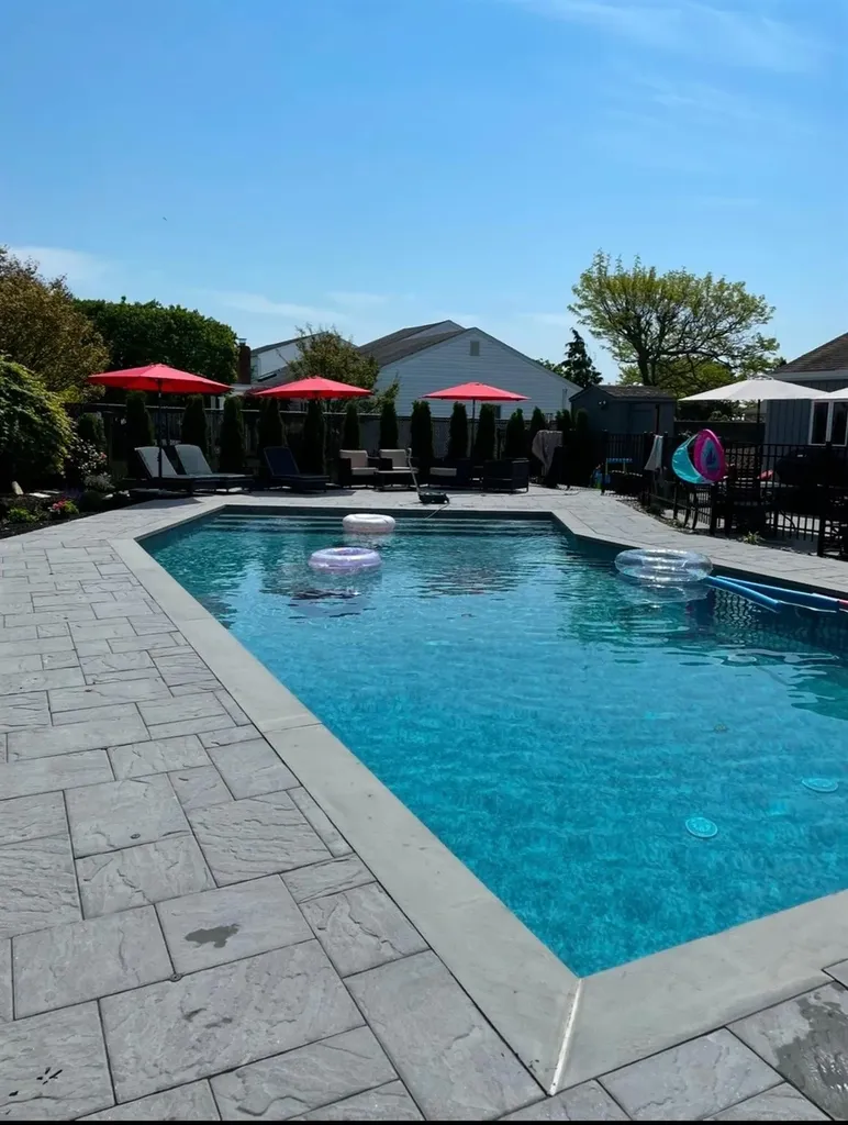 52 Shore Drive S Copiague NY 11726