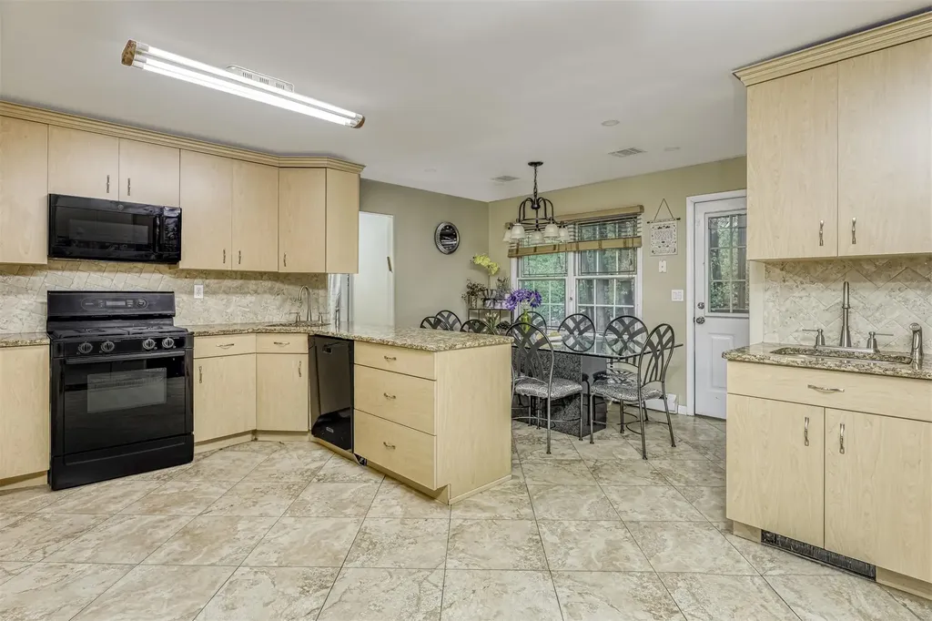 60 Highview Road Monsey NY 10952