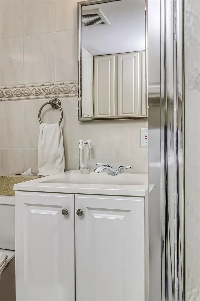60 Highview Road Monsey NY 10952