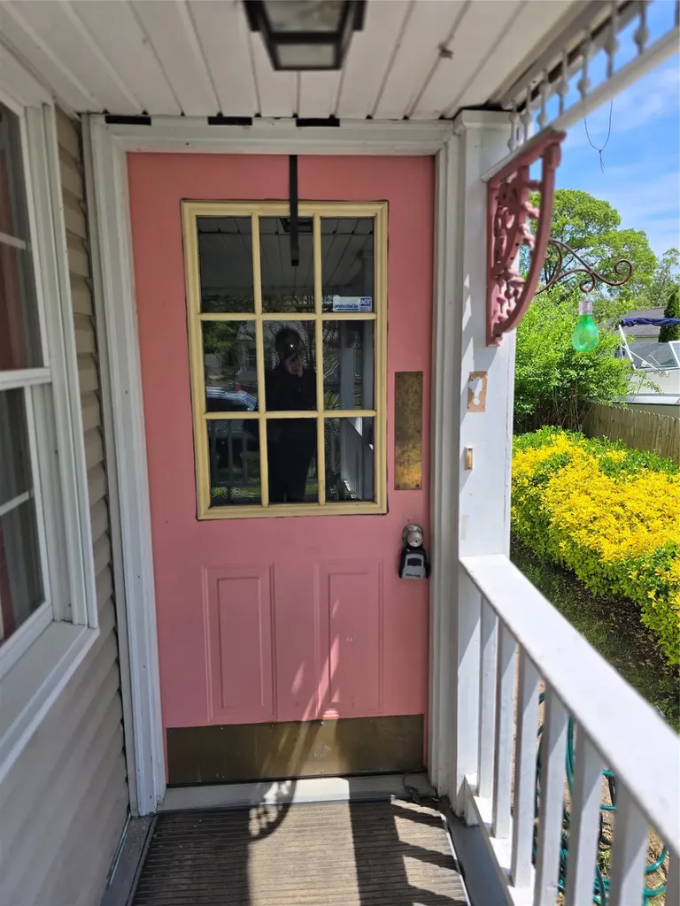 49 Wendy Drive Farmingville NY 11738