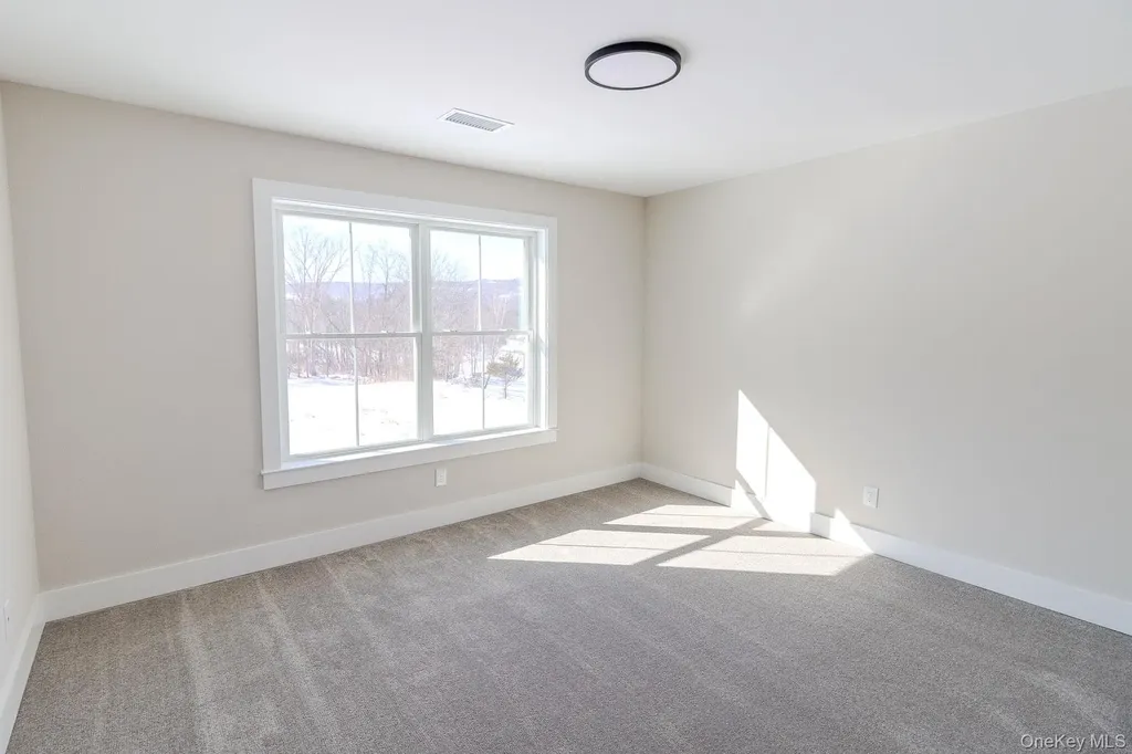 29 Hubbard Road Middletown NY 10940