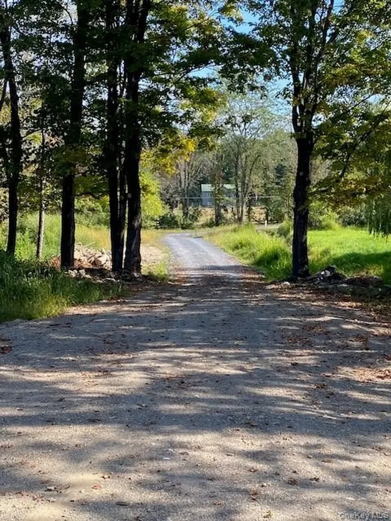 29 Hubbard Road Middletown NY 10940
