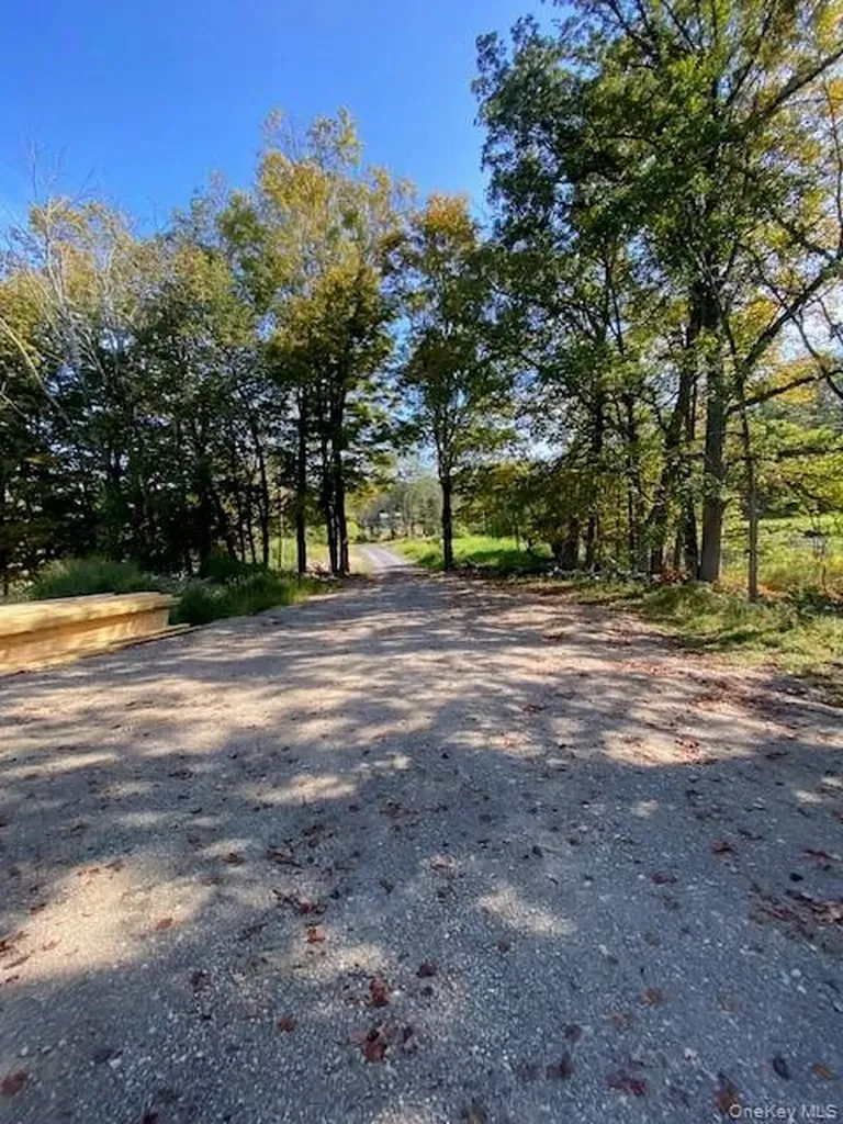 29 Hubbard Road Middletown NY 10940