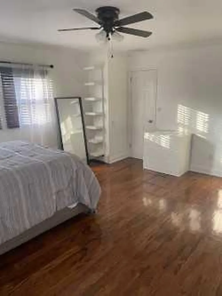 18 Prince Lane Westbury NY 11590