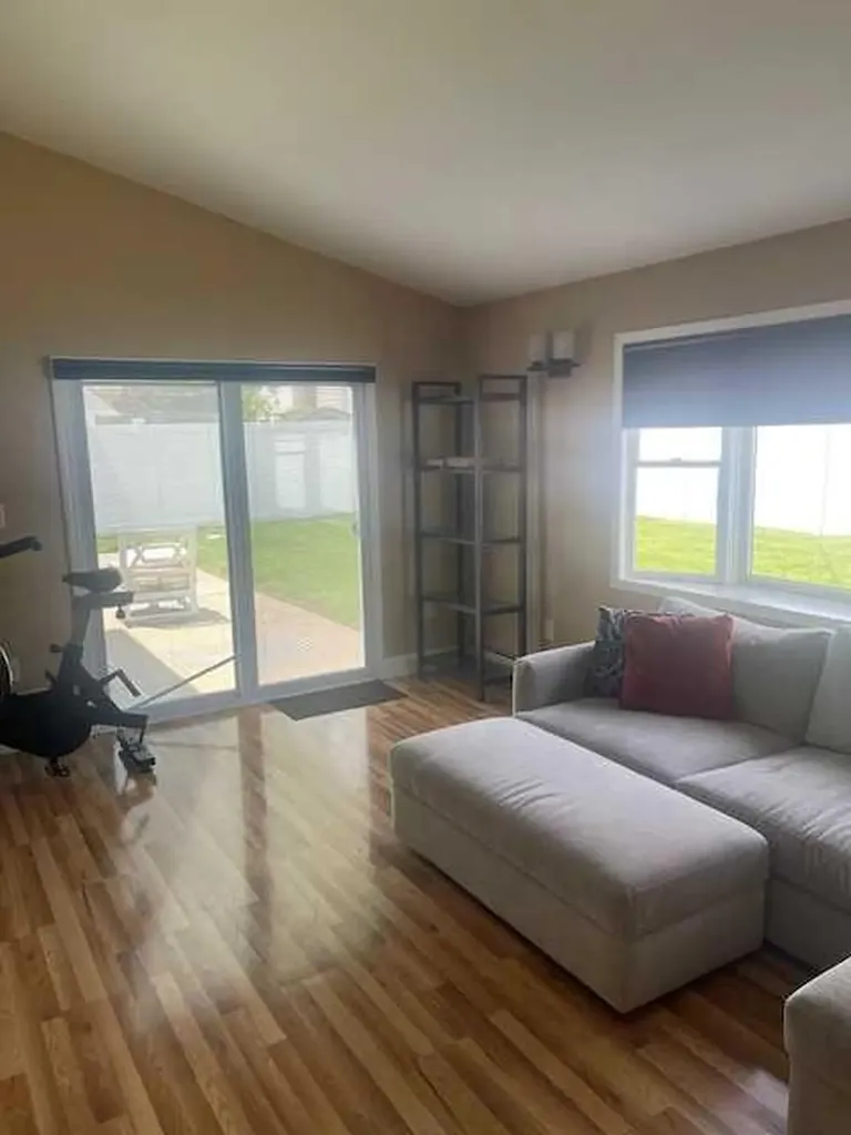 18 Prince Lane Westbury NY 11590