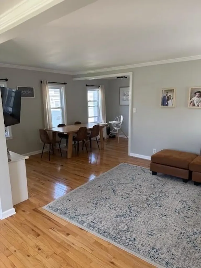 5 Dorothy Court Merrick NY 11566