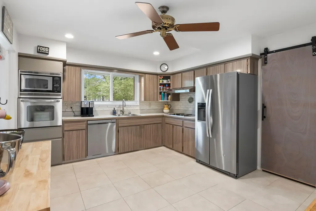 43 Merrivale Drive Smithtown NY 11787