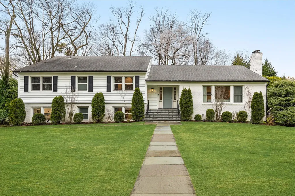 6 Shawnee Trail Harrison NY 10528