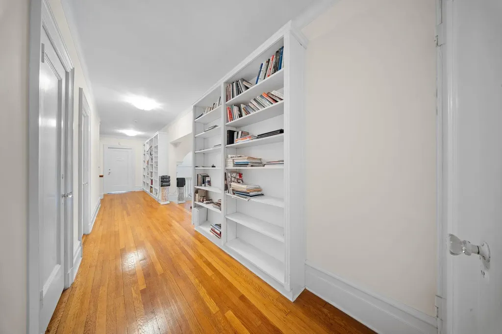 10-08 Shore Road Douglaston NY 11363