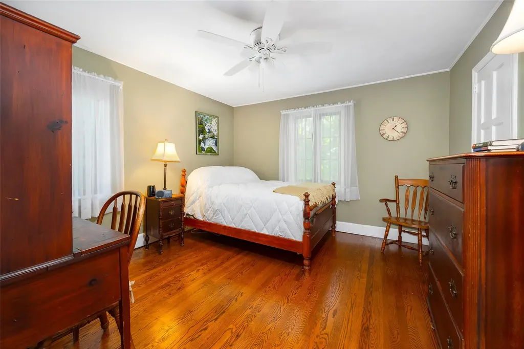 38 Loockerman Avenue Poughkeepsie NY 12601