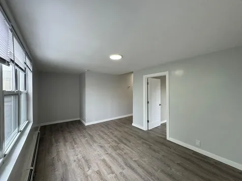 52-25 Van Dam Street Long Island City NY 11101