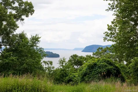 3 Prickly Pear Hill Road Croton-on-hudson NY 10520