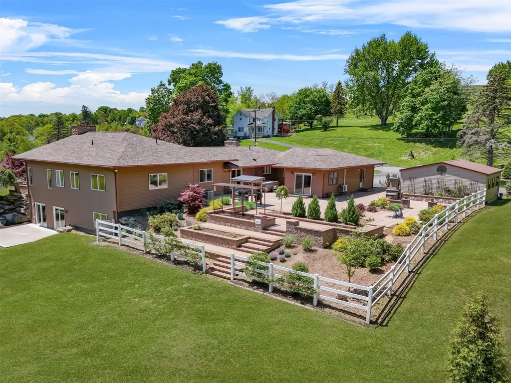 74 Hampton Road Marlboro NY 12542