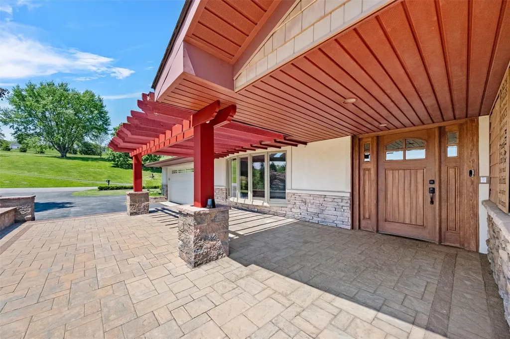 74 Hampton Road Marlboro NY 12542