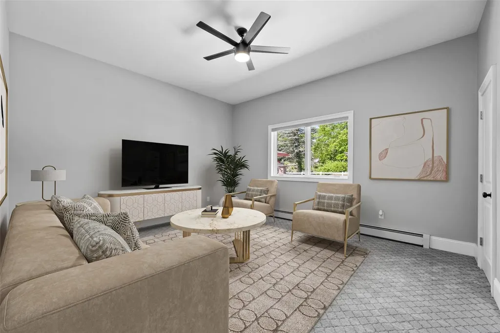 74 Hampton Road Marlboro NY 12542