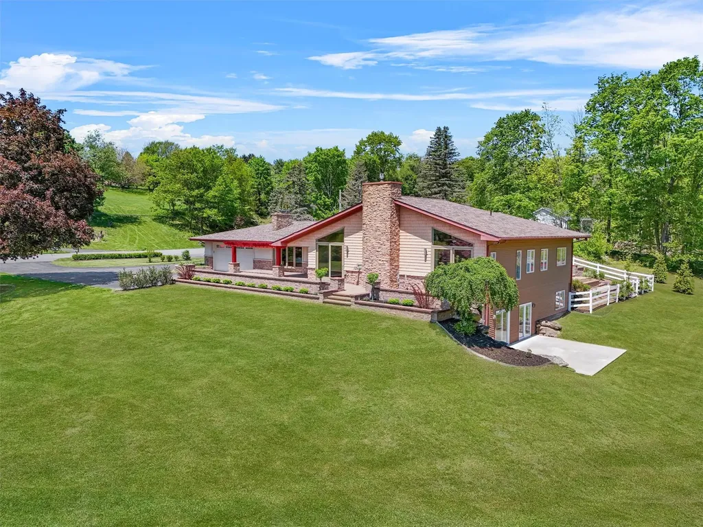 74 Hampton Road Marlboro NY 12542