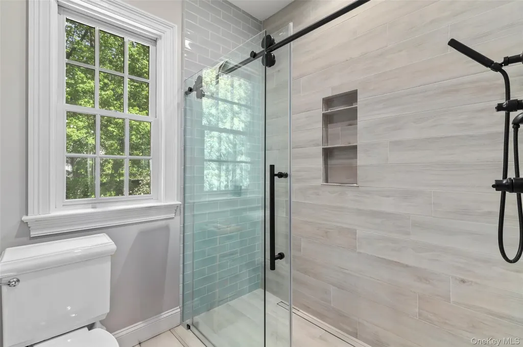 2 Cerf Lane Mount Kisco NY 10549