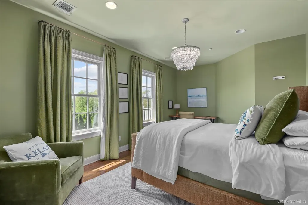 2 Cerf Lane Mount Kisco NY 10549