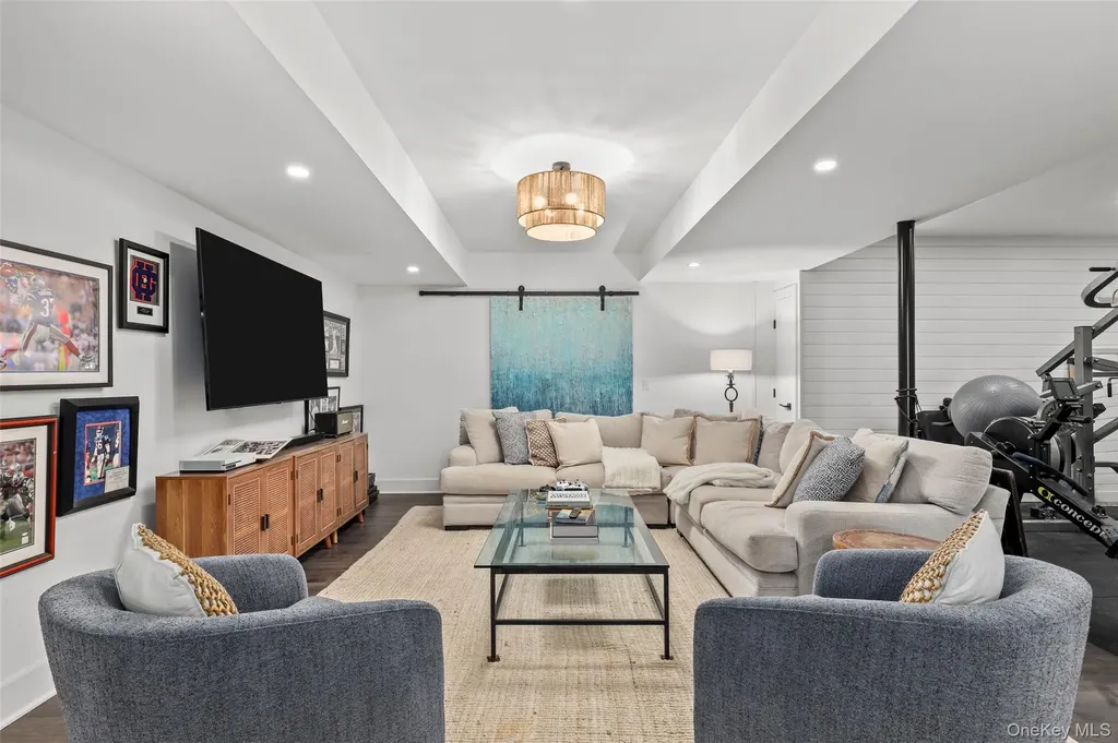 2 Cerf Lane Mount Kisco NY 10549