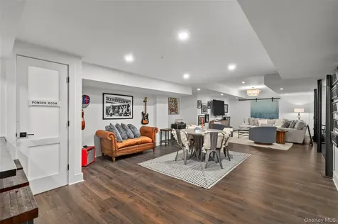 2 Cerf Lane Mount Kisco NY 10549