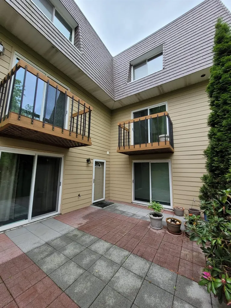 69 Laudaten Way Warwick NY 10990