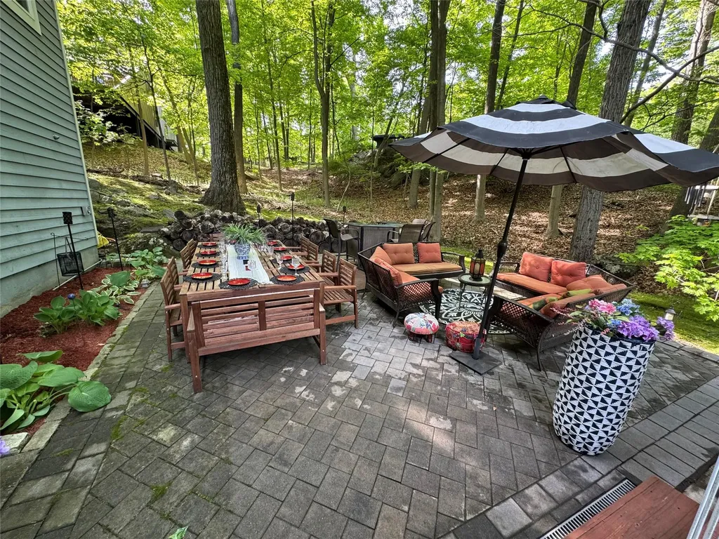 12 Rockridge Road Ardsley NY 10502