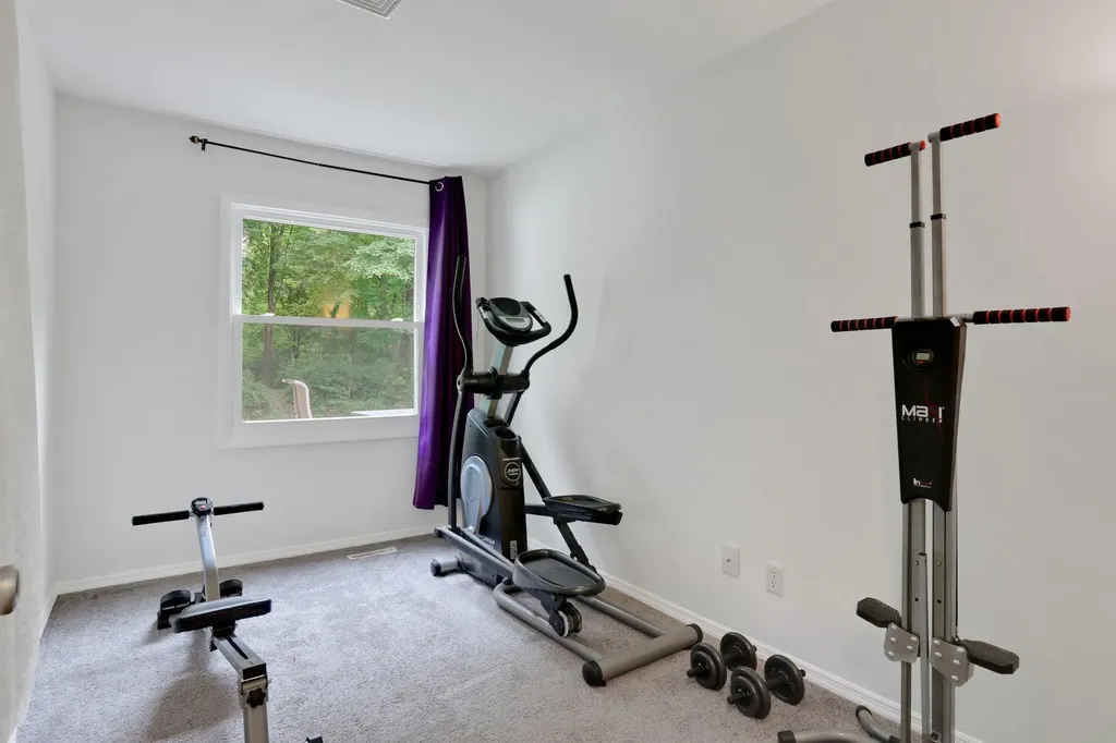 10 Van Wyck Drive Poughkeepsie NY 12601