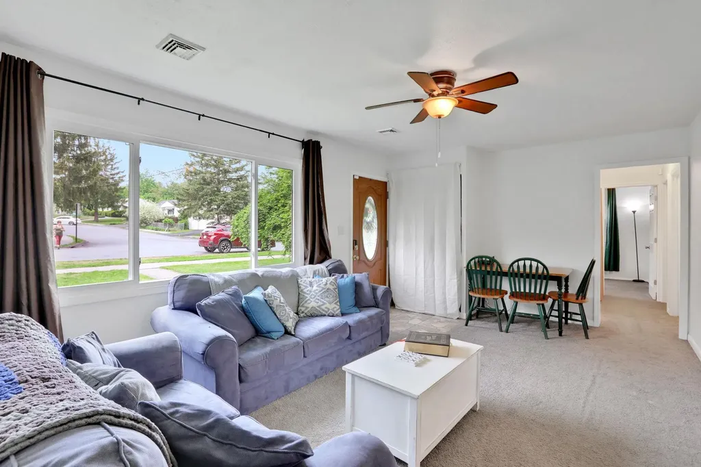 10 Van Wyck Drive Poughkeepsie NY 12601