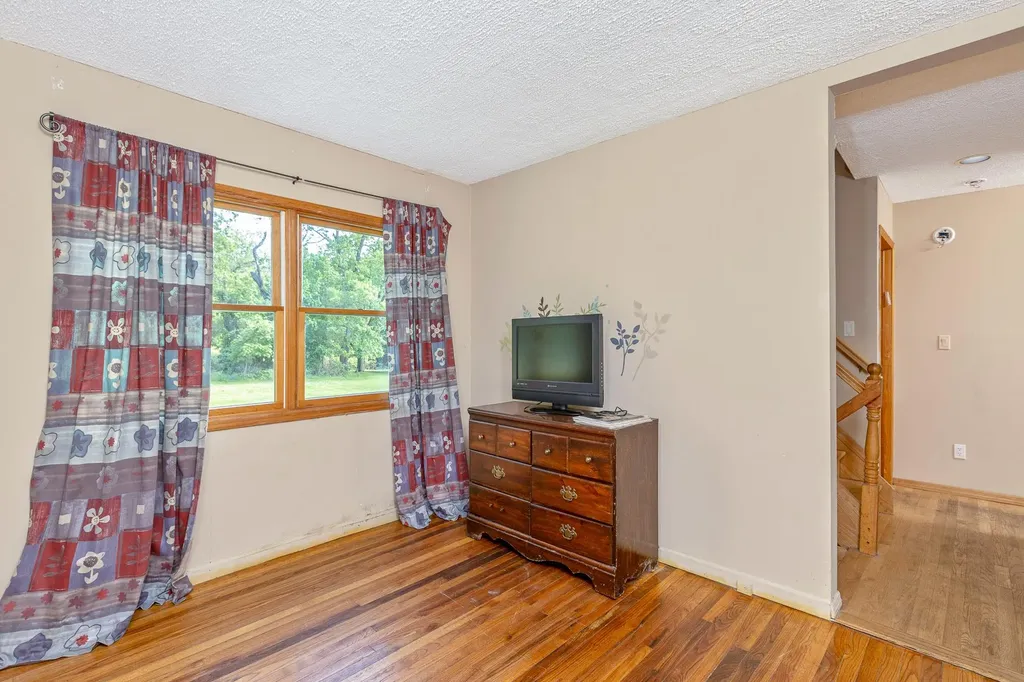 49 Hawkins Road Stony Brook NY 11790