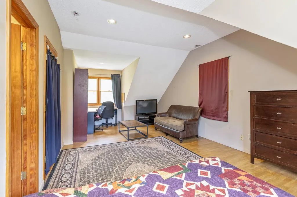 49 Hawkins Road Stony Brook NY 11790