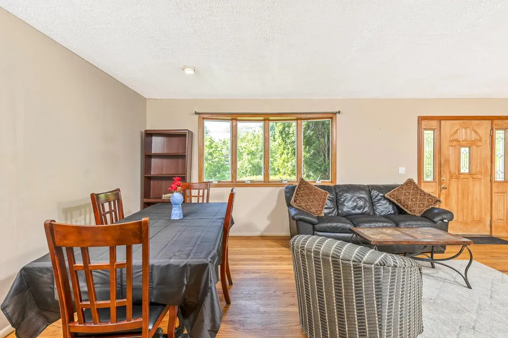 49 Hawkins Road Stony Brook NY 11790