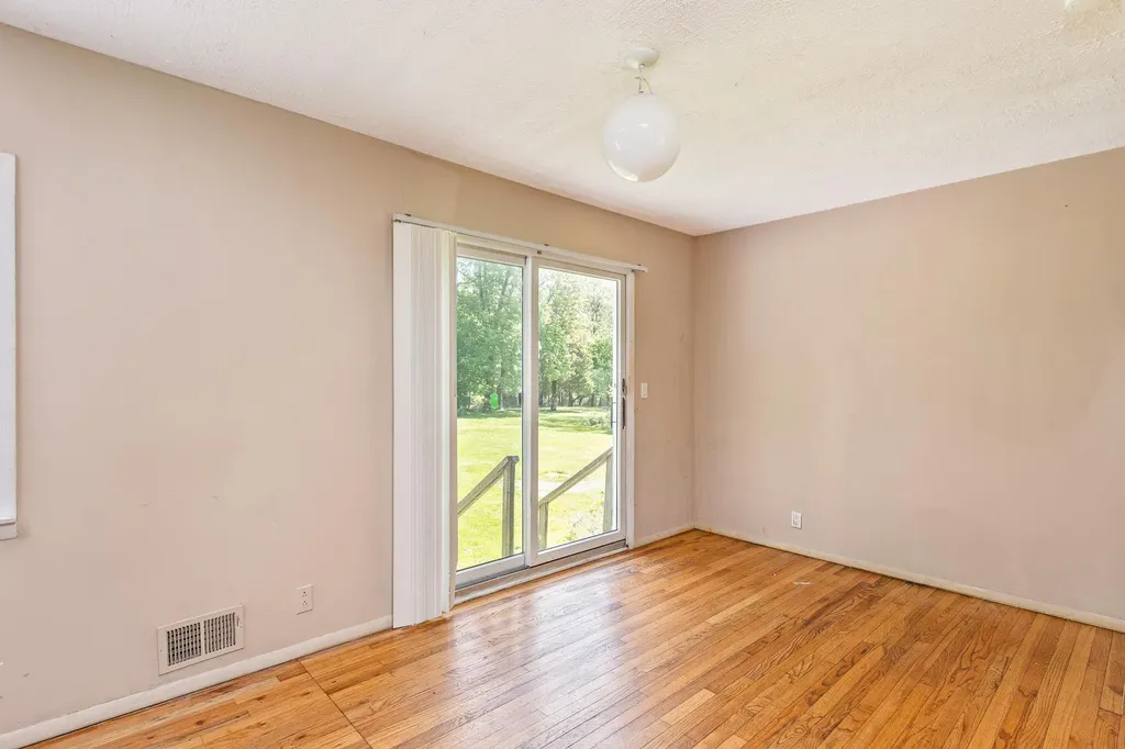 49 Hawkins Road Stony Brook NY 11790