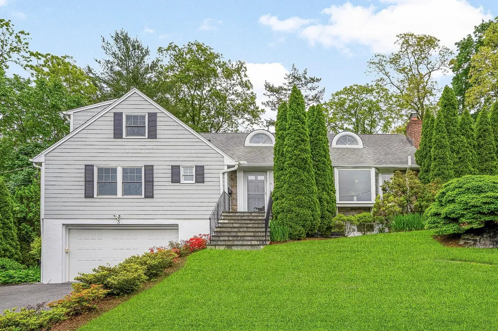 3 Briar Close Road Larchmont NY 10538
